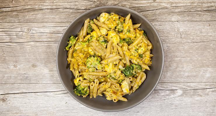 Cheesy Chicken and Broccoli Pasta