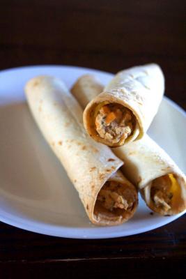 Cream Cheese Chicken Taquitos