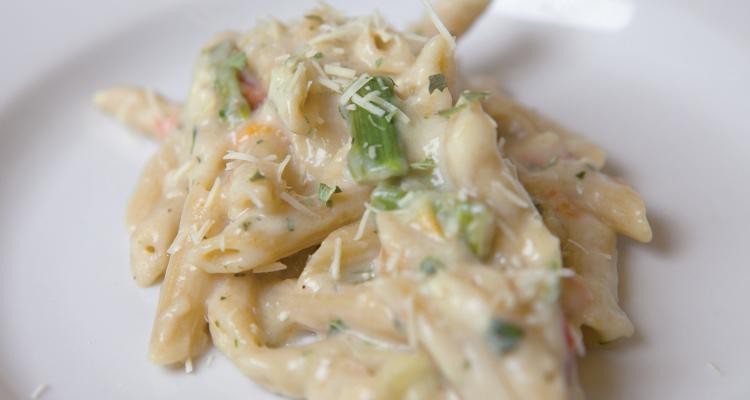 Garden Penne Pasta Alfredo