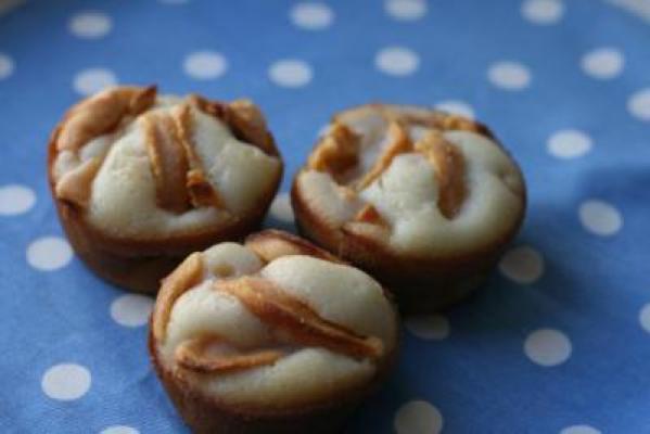 Peach Cobbler Cakes