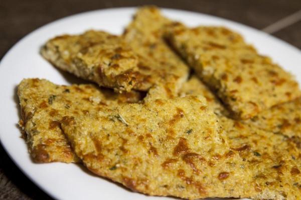 Quinoa Garlic Cheese Sticks